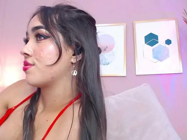 Live sex webcam photo for AdaLym #275465286