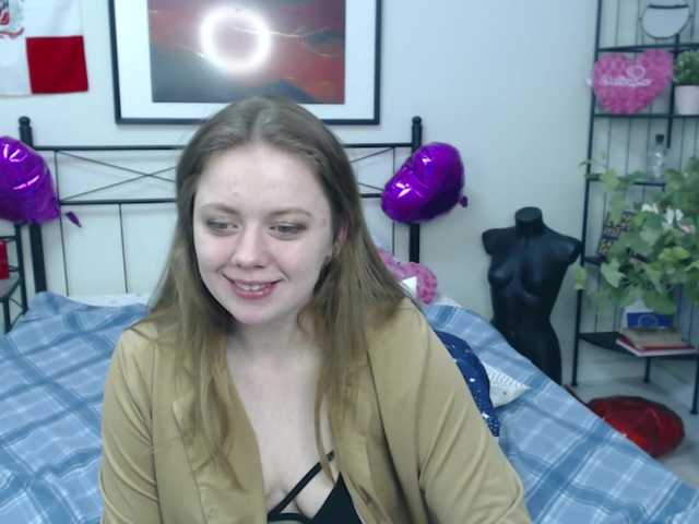 Live sex webcam photo for AdalineBlake #272346576