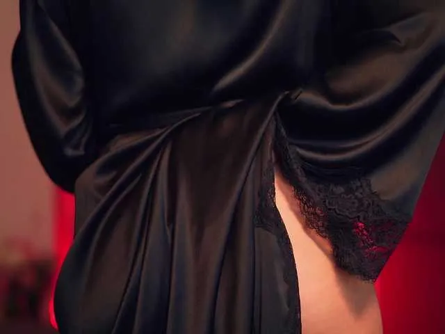 Live sex webcam photo for Adallinee #290746214