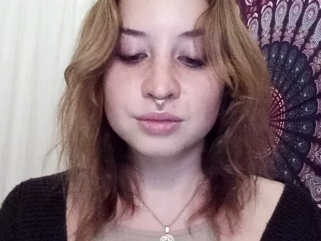 Live sex webcam photo for AdalynGlow #292082640