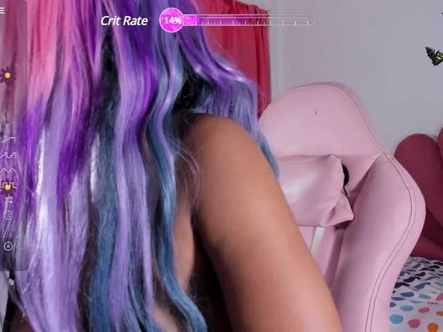 Live sex webcam photo for Adara--23 #276628814