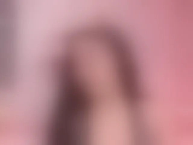 Live sex webcam photo for AdaraMills #292552178