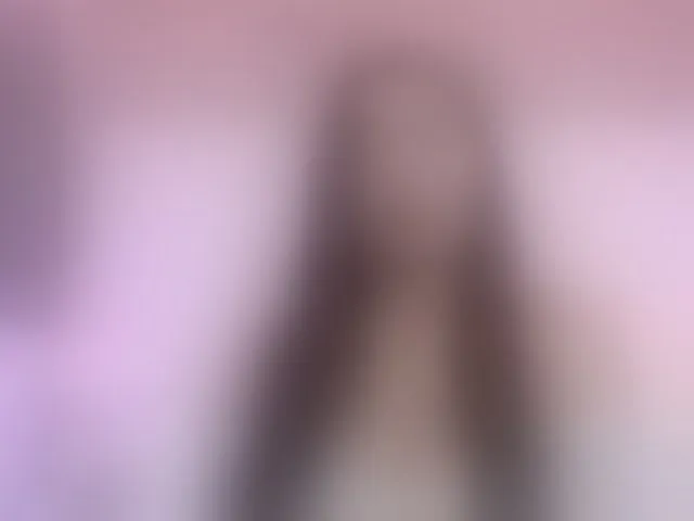 Live sex webcam photo for AdaraMills #293327689
