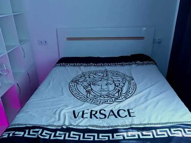 Live sex webcam photo for AddictedSabi #291542342