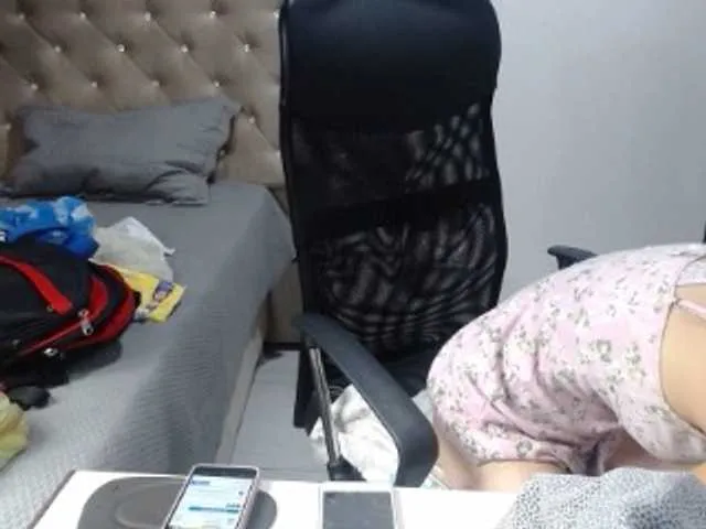 Live sex webcam photo for AddisonLove #271778384