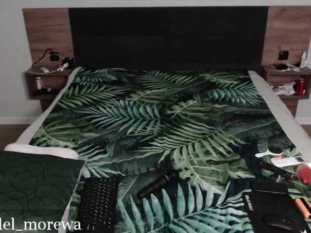 Live sex webcam photo for Adel-696 #290817624