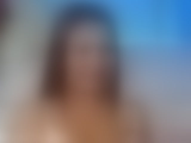 Live sex webcam photo for Adel-chocolatee #294059928