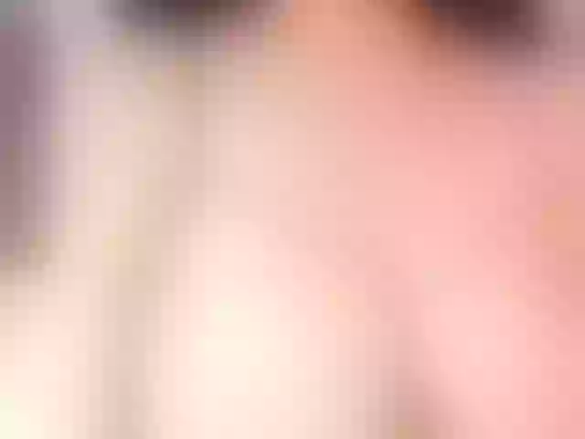 Live sex webcam photo for AdelaBrown #277348011
