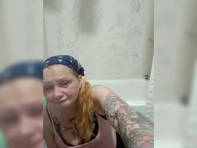 Live sex webcam photo for Adelaideskyy #291012410