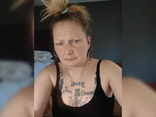 Live sex webcam photo for Adelaideskyy #291125832