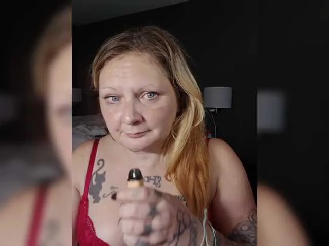 Live sex webcam photo for Adelaideskyy #291439633