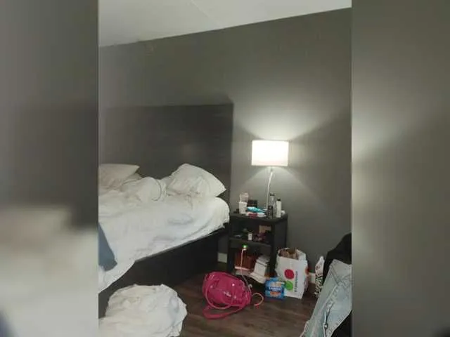 Live sex webcam photo for Adelaideskyy #291602244
