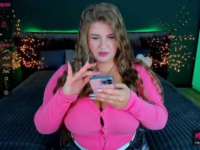 Live sex webcam photo for Adele-sugar #291748879