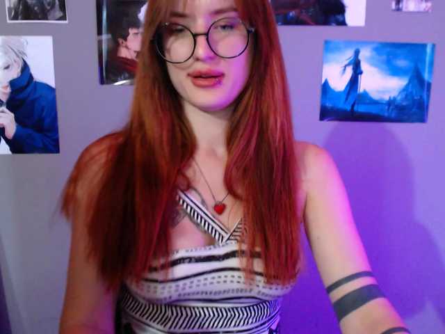 Live sex webcam photo for AdeleFoxy #278183828