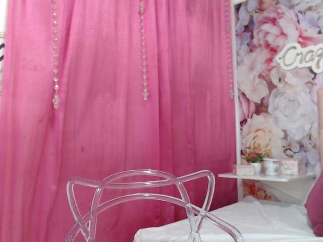 Live sex webcam photo for AdeleMilf #288007986