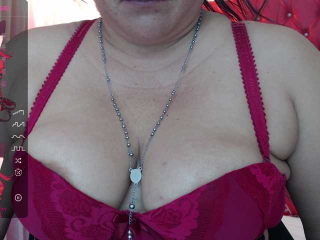 Live sex webcam photo for AdeleMilf #288008065