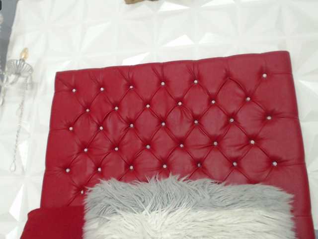 Live sex webcam photo for AdeleMilf #288008139