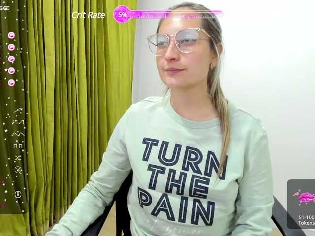 Live sex webcam photo for Adelejohnsonn #276322507