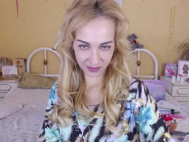 Live sex webcam photo for AdelinJensen #271864857