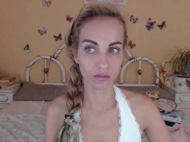 Live sex webcam photo for AdelinJensen #274612242