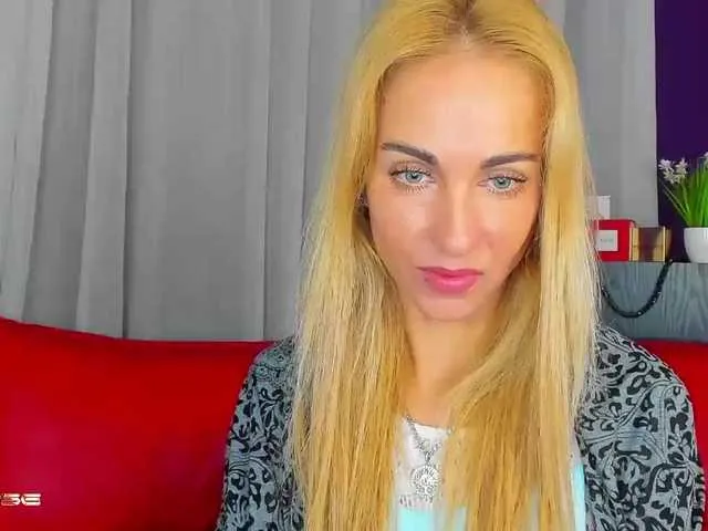 Live sex webcam photo for AdelinJensen #276709627