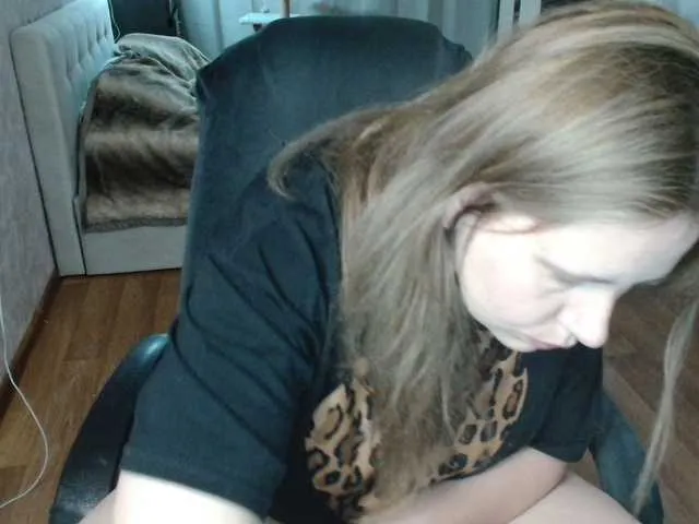Live sex webcam photo for AdelinaLawson #293711300
