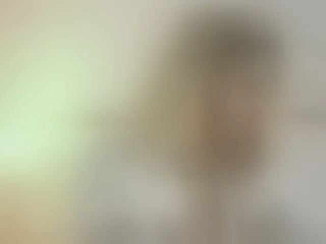 Live sex webcam photo for AdelineKing #292593431