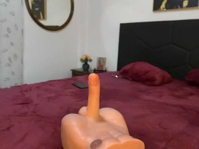 Live sex webcam photo for AdelleSweet #294237659