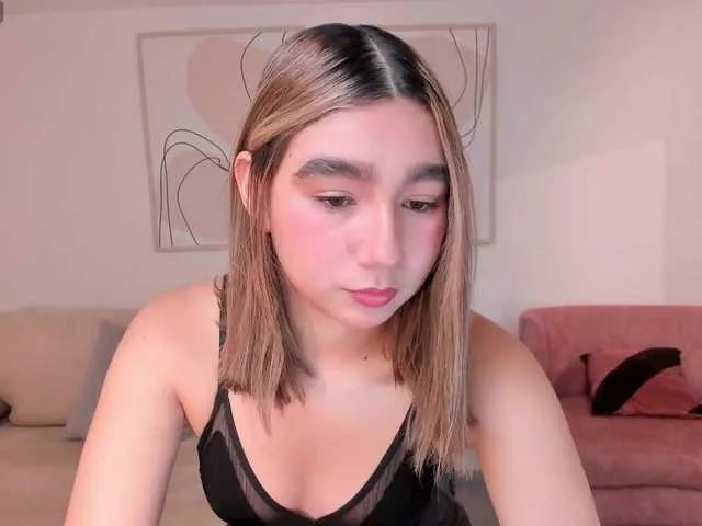 Live sex webcam photo for AdharaMoretti #290779653
