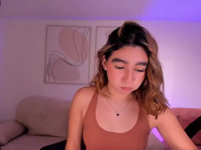 Live sex webcam photo for AdharaMoretti #291083249