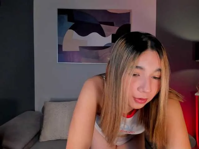Live sex webcam photo for AdharaMoretti #291252702