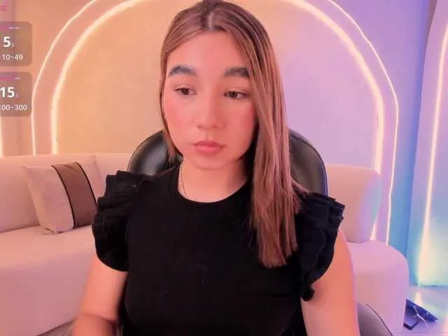 Live sex webcam photo for AdharaMoretti