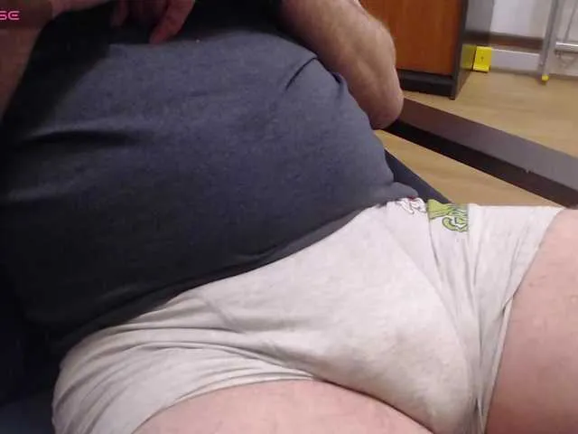 Live sex webcam photo for Adiseba10 #290622648