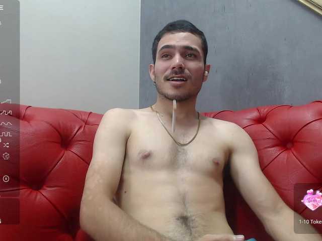 Live sex webcam photo for AdrianConors #277080400