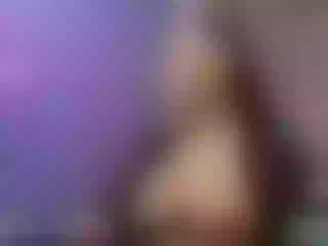 Live sex webcam photo for AdriannaLyly #292291117