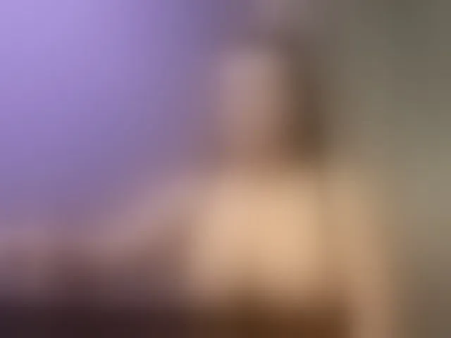Live sex webcam photo for AdriannaLyly #293246871