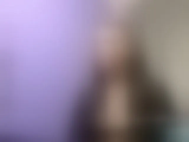 Live sex webcam photo for AdriannaLyly #293756347
