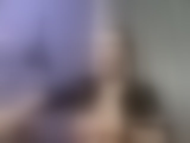 Live sex webcam photo for AdriannaLyly #294325535