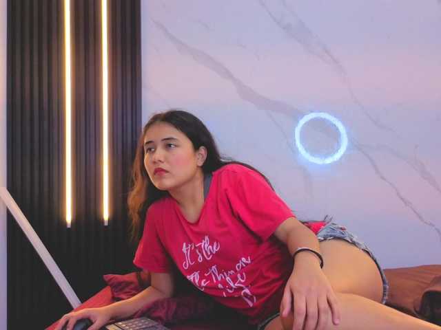 Live sex webcam photo for AdventuresSexYoung #290912545