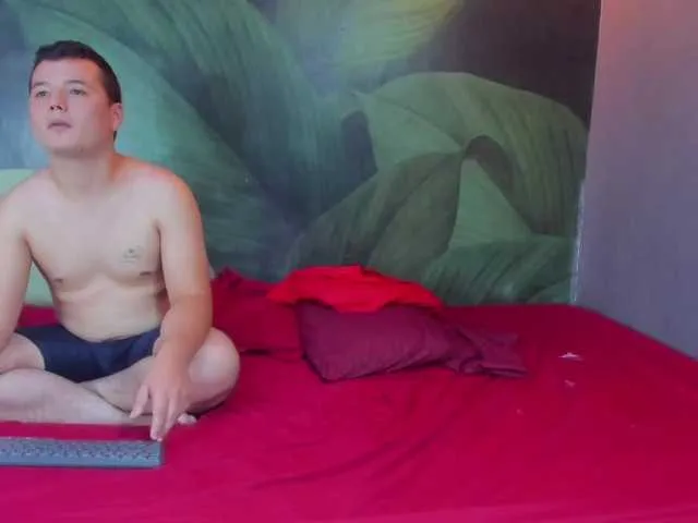 Live sex webcam photo for AdventuresSexYoung #291802079