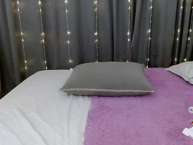 Live sex webcam photo for AfinaDj #288055346