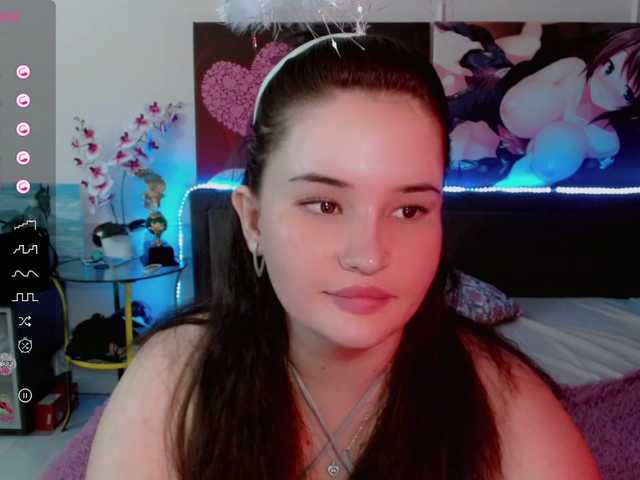 Live sex webcam photo for AfinaDj #288055404