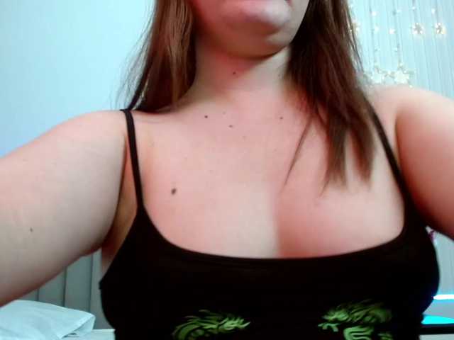 Live sex webcam photo for AfinaDj #288055442