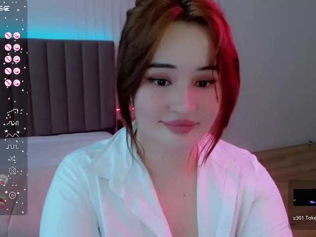 Live sex webcam photo for AfinaDj #288055450