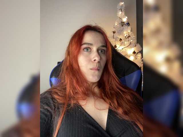 Live sex webcam photo for AfinaFrance #290277494