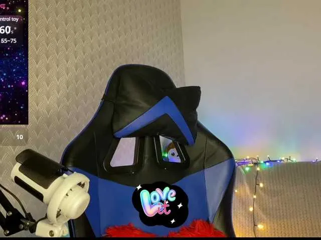 Live sex webcam photo for AfinaFrance #290678558