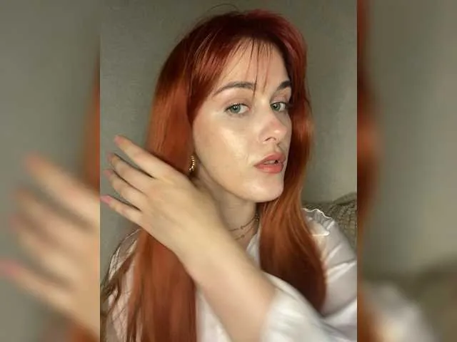 Live sex webcam photo for AfinaFrance #291599446