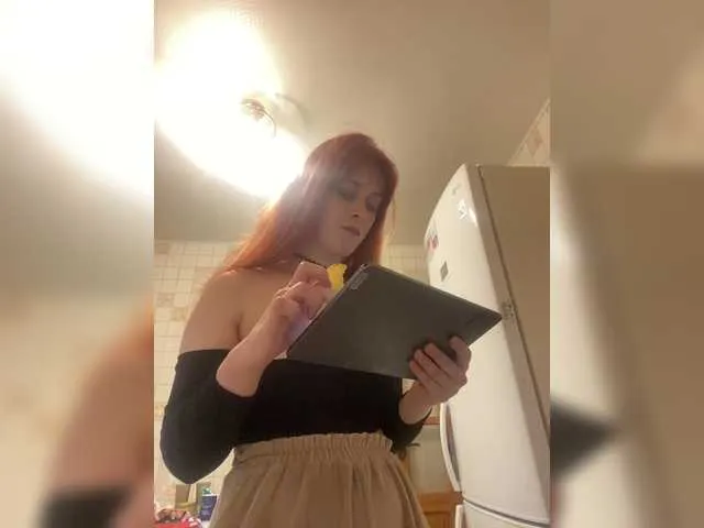 Live sex webcam photo for AfinaFrance #291624728