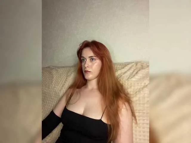 Live sex webcam photo for AfinaFrance #291775262