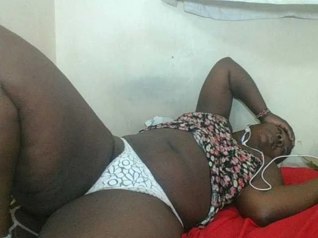 Live sex webcam photo for AfricanBigass #290124898
